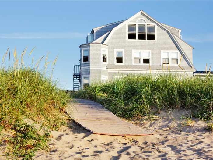 3 Things to Consider When Building a Beach House