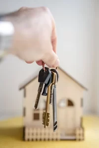 What About Housing Without a Guarantor in France?